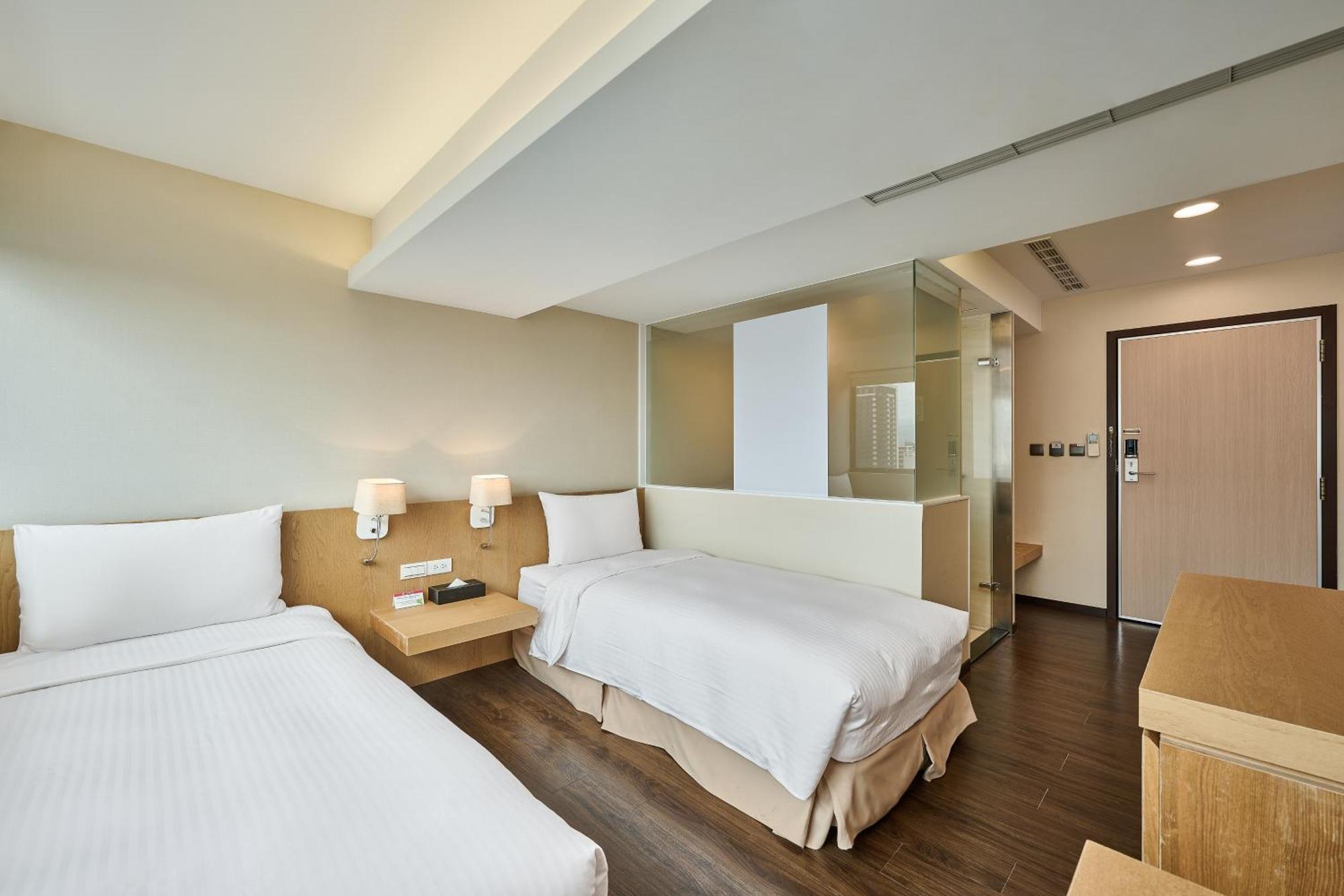 Eastin Taipei Hotel Екстериор снимка