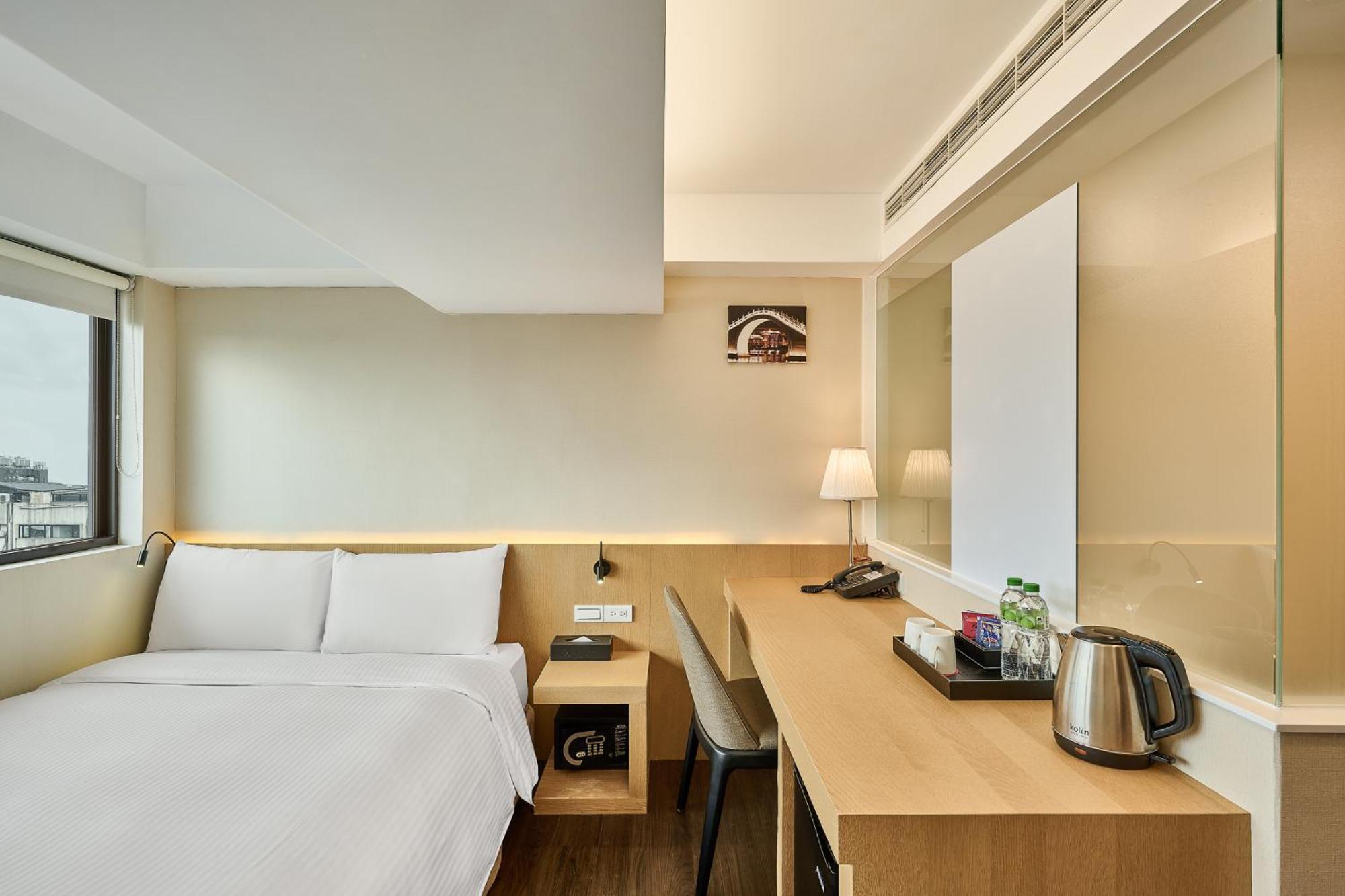 Eastin Taipei Hotel Екстериор снимка