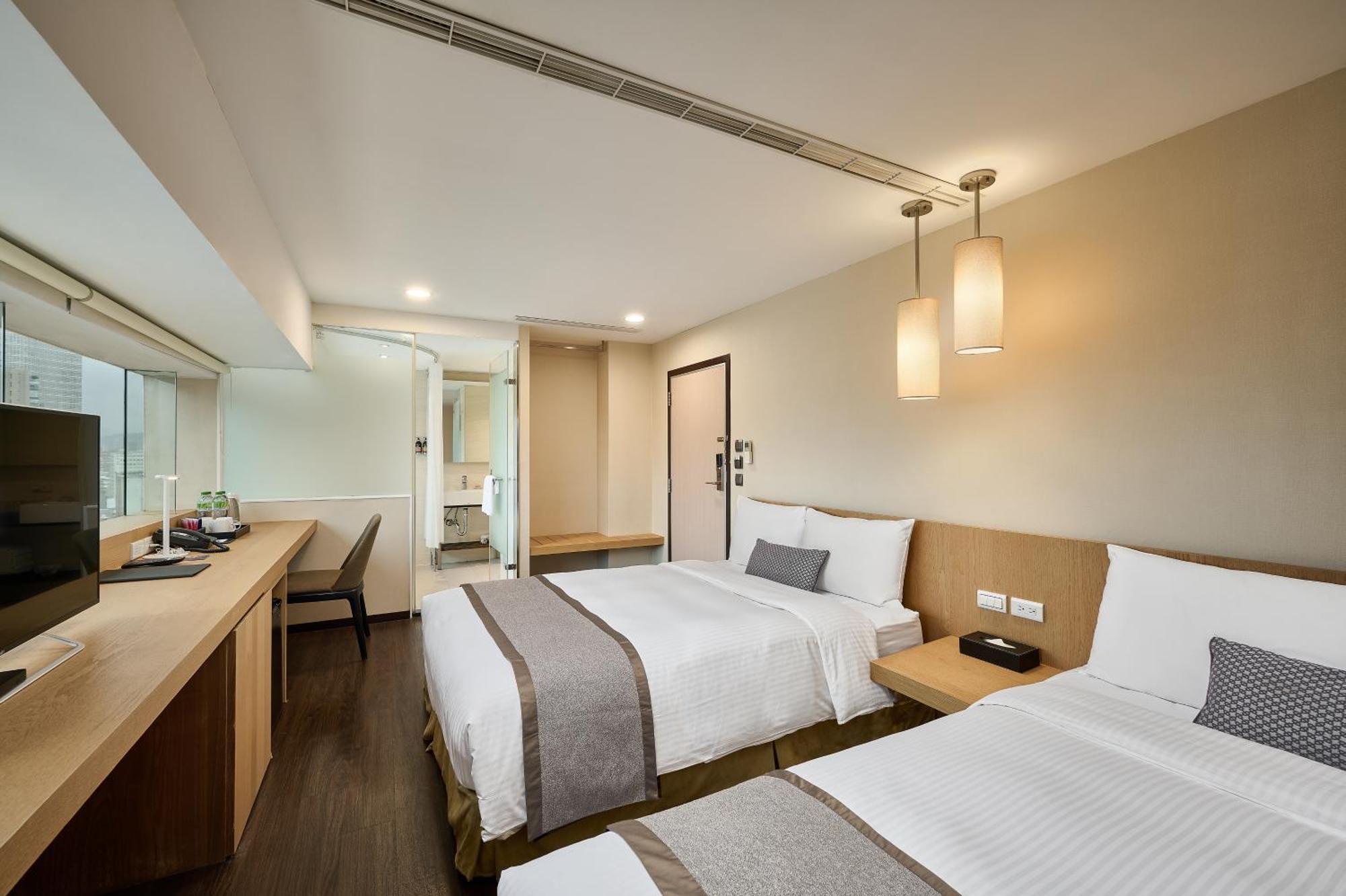 Eastin Taipei Hotel Екстериор снимка
