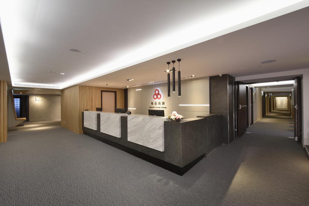 Eastin Taipei Hotel Екстериор снимка